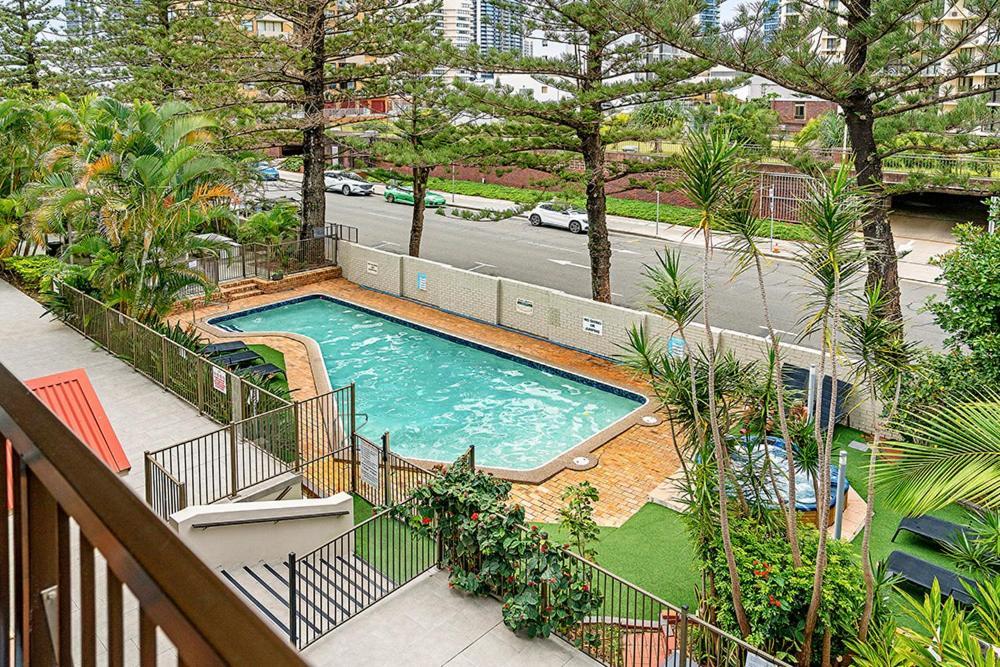 Surfers Paradise- Meters From The Beach! Gold Coast Buitenkant foto